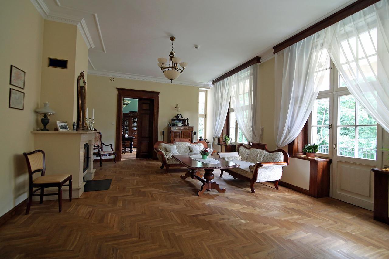 Dwor Bieland Panzió Elblag Kültér fotó