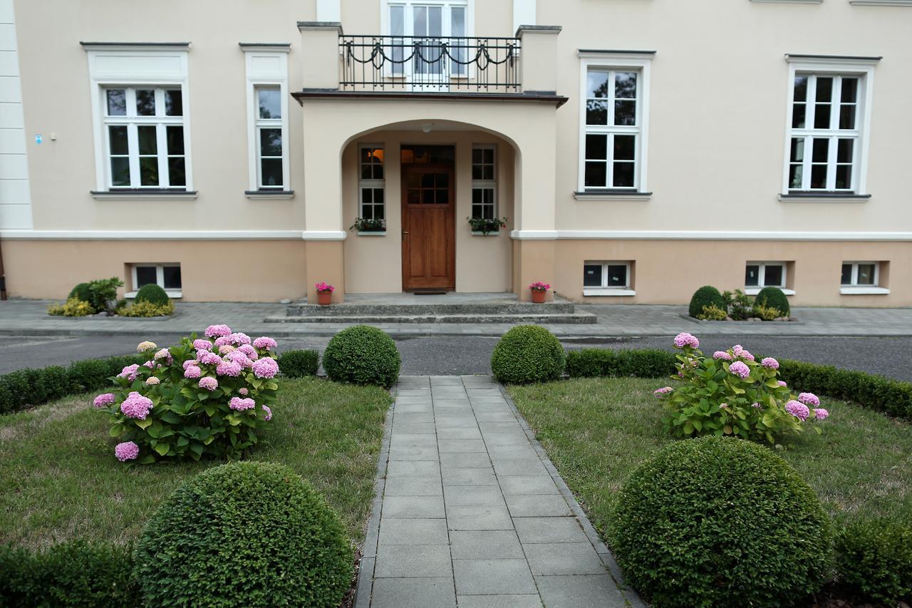 Dwor Bieland Panzió Elblag Kültér fotó